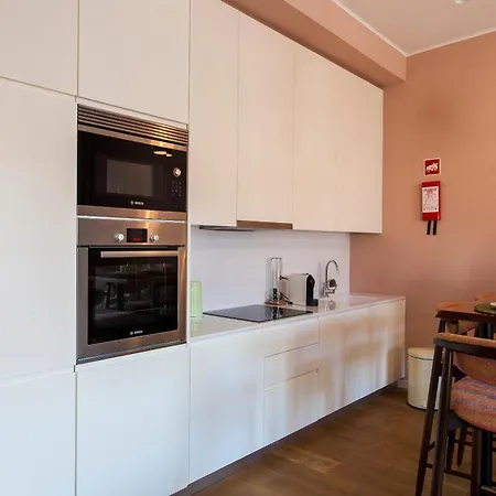 Hostee - Sublime 2Br Apt On Restauradores Sq *