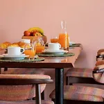 Hostee - Sublime 2br On Restauradores Sq Lisboa