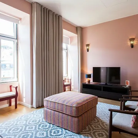 아파트 Joivy Sublime 2br On Restauradores Square Nearby Rossio Station *