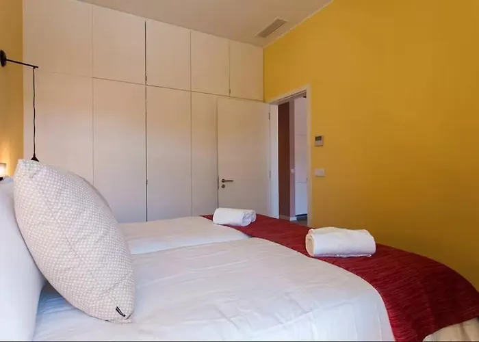 Hostee - Sublime 2Br Apt On Restauradores Sq