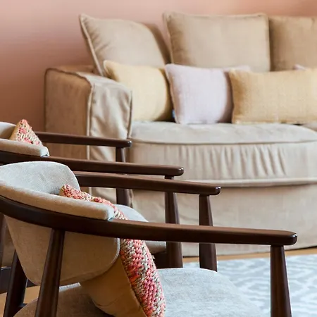 Hostee - Sublime 2br On Restauradores Sq ליסבון